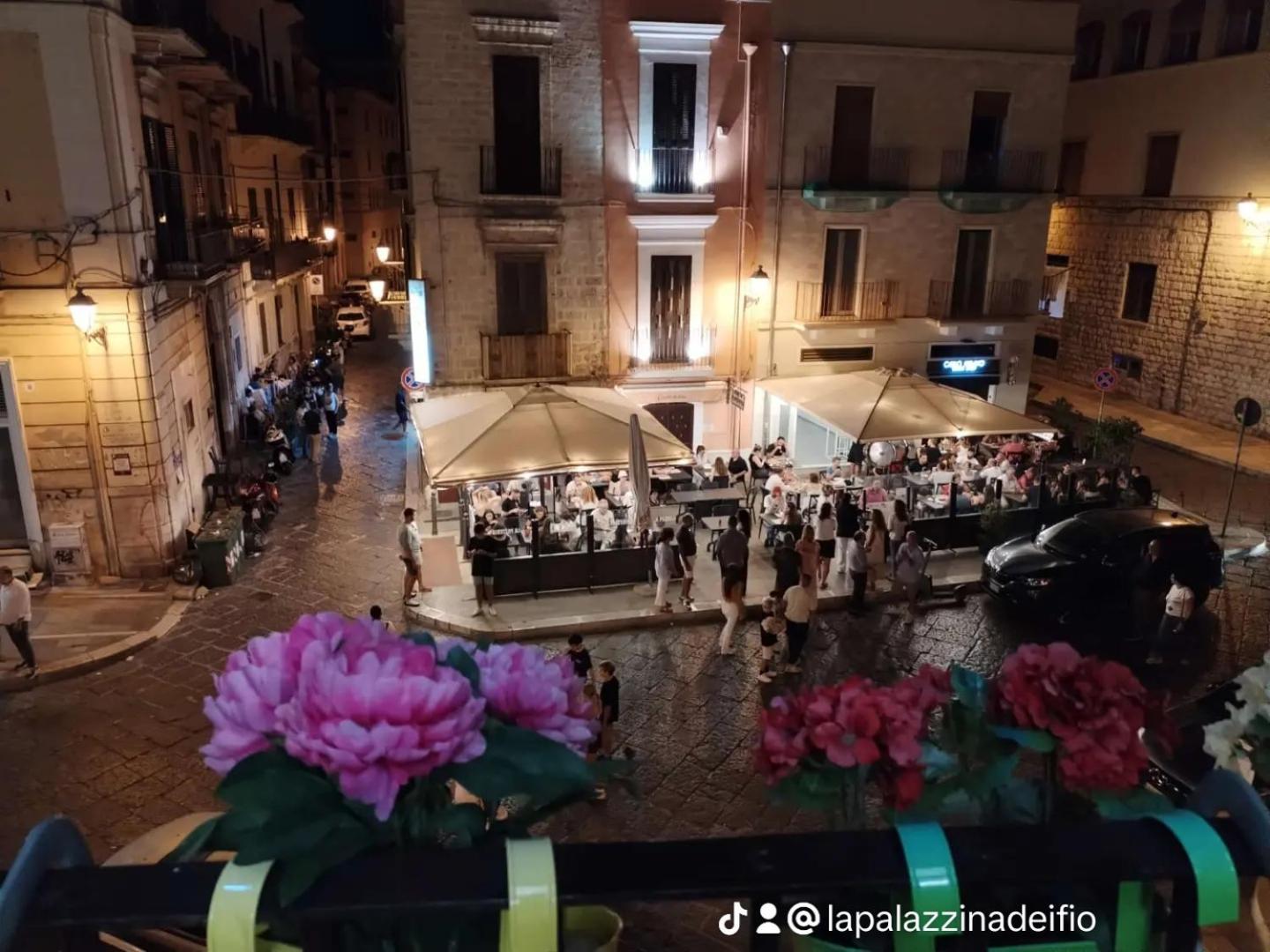 La Palazzina Dei Fiori Villa Bari Exterior photo